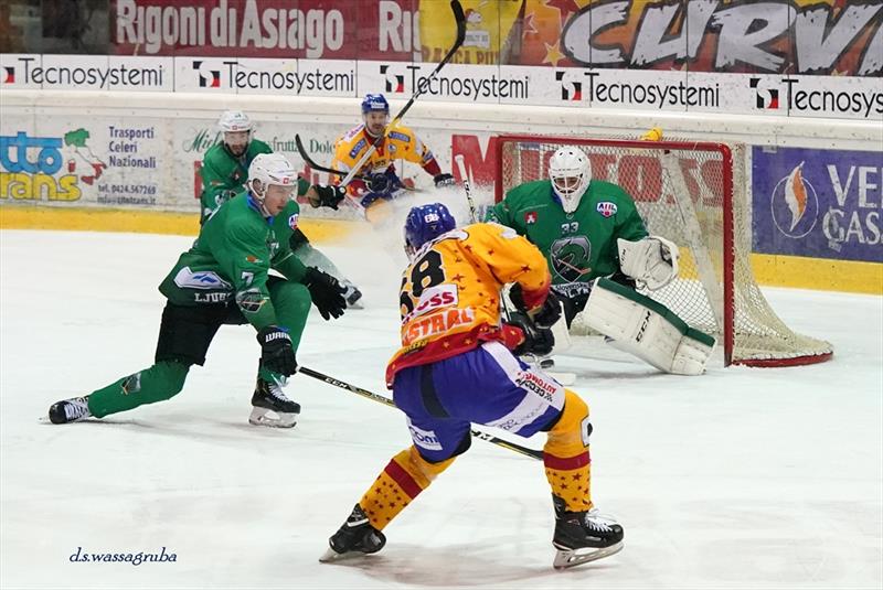 Rigori fatali per la Migross Asiago contro l'Olimpija
