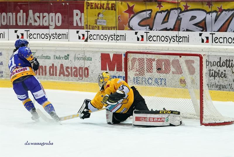 L'Asiago batte il Val Pusteria ai rigori!