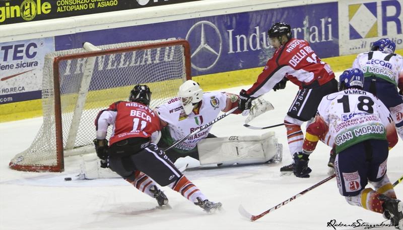 Pokerissimo Asiago. In tribuna arriva Luciani e il Valpellice va ko