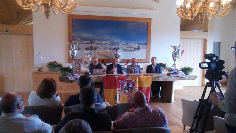 Conferenza Stampa al Golf Club di Asiago: presentata la squadra degli sponsor