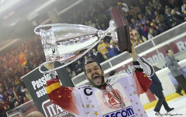 Borrelli bloccato negli Usa in attesa della Green Card, l'Asiago Hockey torna sul mercato